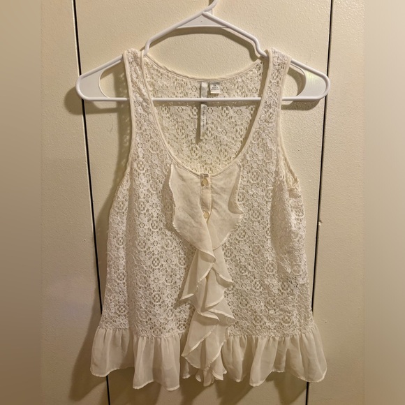 Lace ruffle bottom tank top - Picture 1 of 6